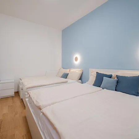 Seifertova Apartments By Willstay Praga Esterno foto