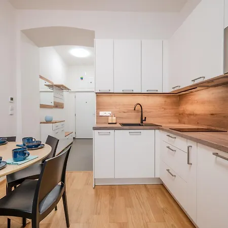 Seifertova Apartments By Willstay Praga Esterno foto