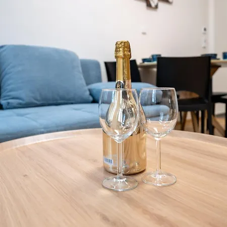 Seifertova Apartments By Willstay Praga Esterno foto